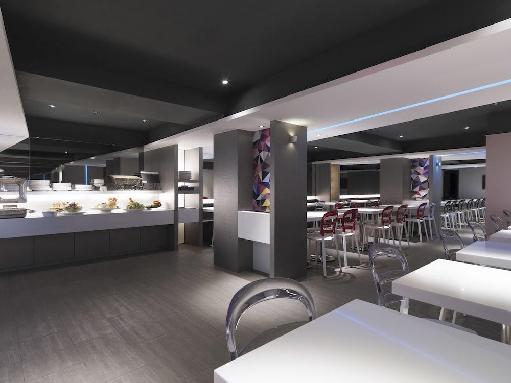 Cityinn Hotel Plus - Taichung Station Branch Dış mekan fotoğraf